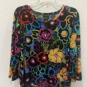 Summer blouse-looks great with white pants